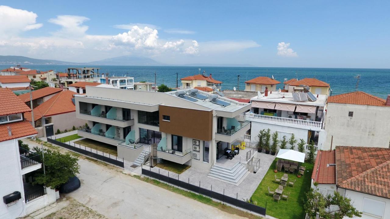 Cynthia Aparthotel Vrasná Buitenkant foto