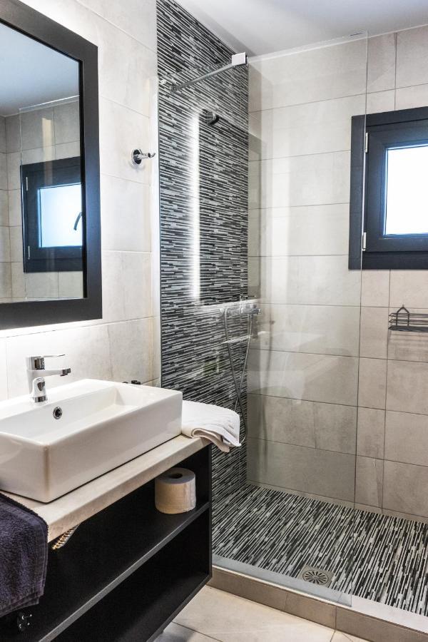 Cynthia Aparthotel Vrasná Buitenkant foto